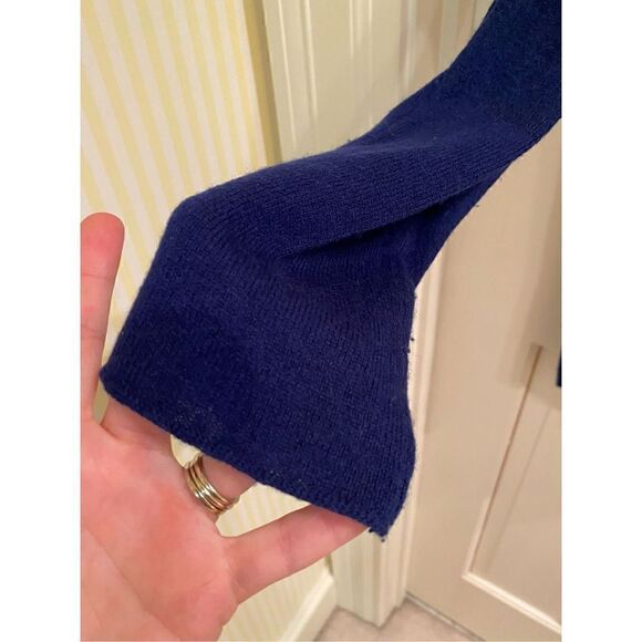 VINCE 100% cashmere v neck sweater - Picture 3 of 6